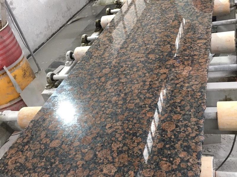 Care este diferența dintre piatră și plăci ceramice?