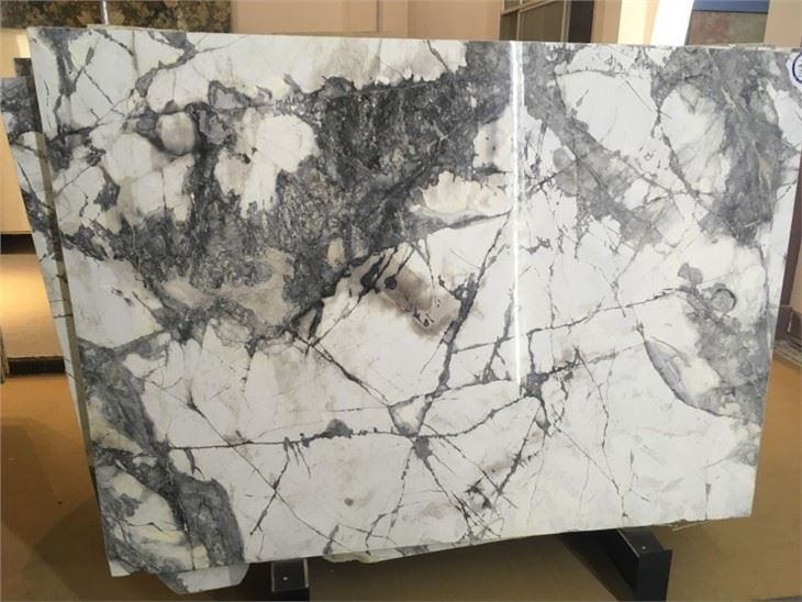 Eksioglu Iceberg Blue Marble