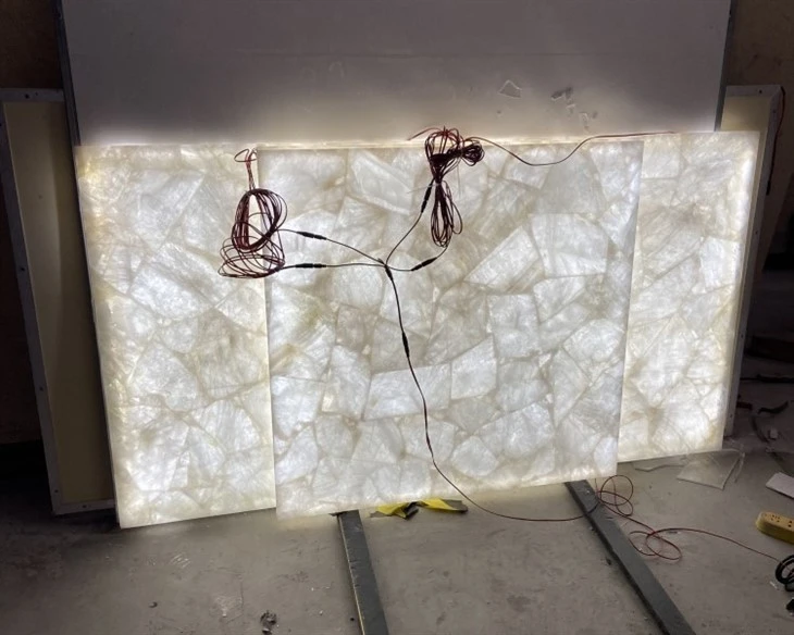 Cristallo Quartzite Countertops